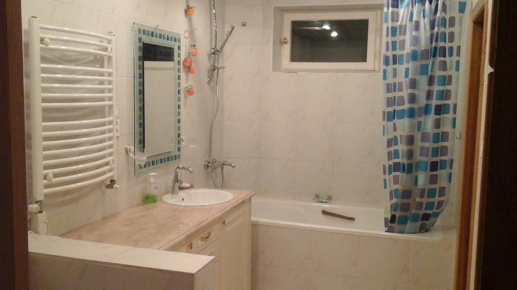 Riviera Apartment ยูร์มาลา ภายนอก รูปภาพ