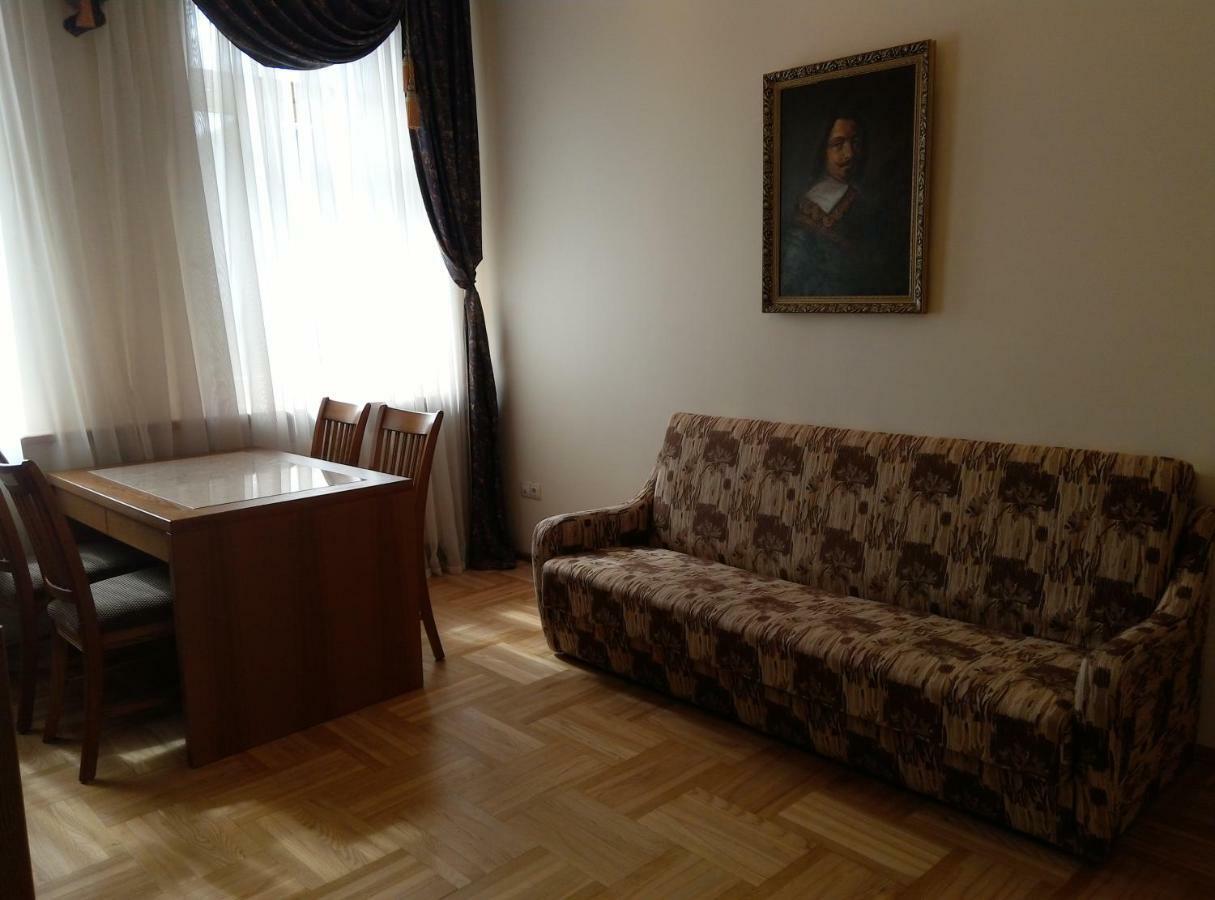 Riviera Apartment ยูร์มาลา ภายนอก รูปภาพ